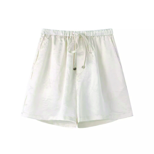 Cream Pleated Shorts
RM 55