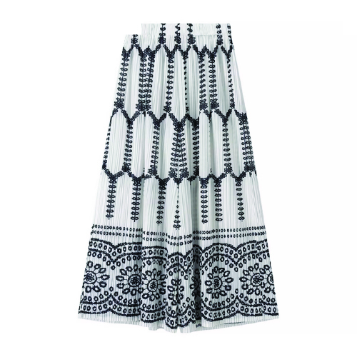Monochrome Print Skirt
RM 69Dark Denim Shorts
RM 65
